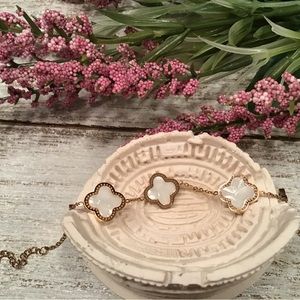 Clover Leaf Bracelet  🌷[2/$50.00]🌷